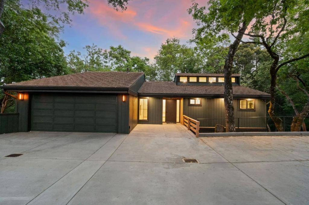 Los Gatos, CA 95033,18319 Las Cumbres RD