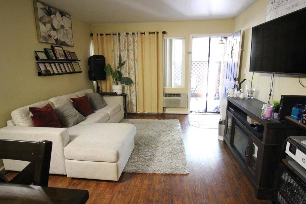 Milpitas, CA 95035,484 Dempsey RD #185