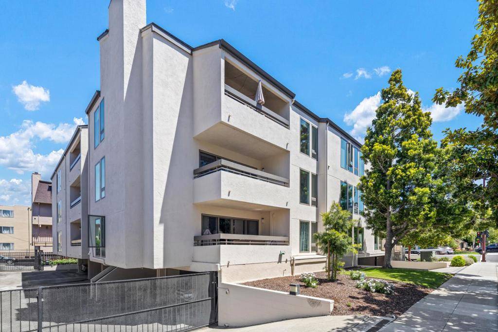 San Carlos, CA 94070,1456 San Carlos AVE #202