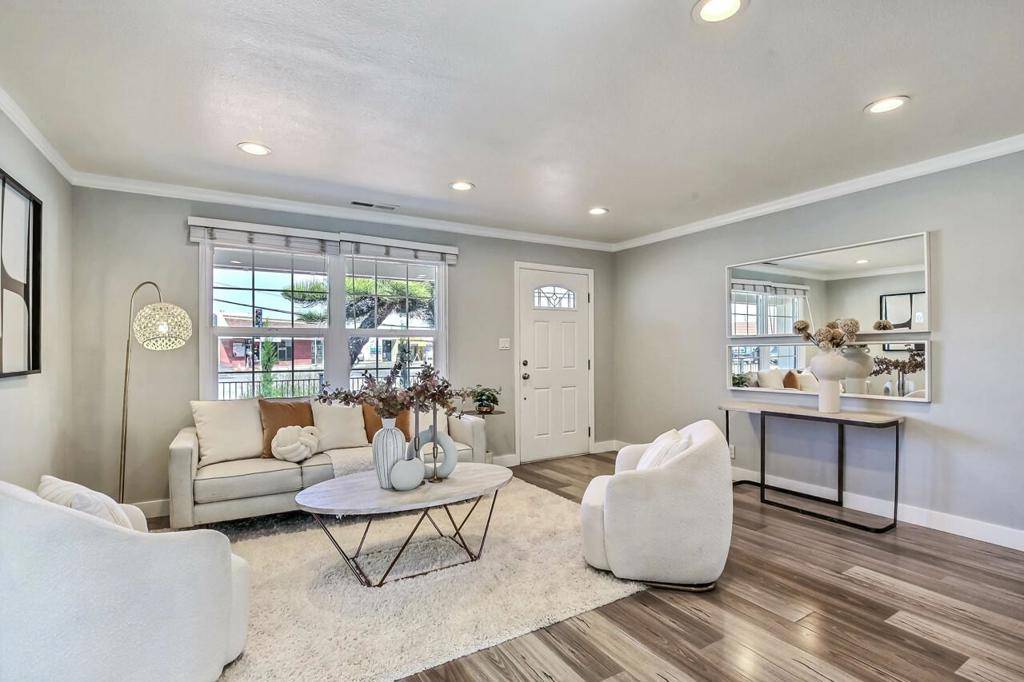 Sunnyvale, CA 94085,399 N Sunnyvale AVE