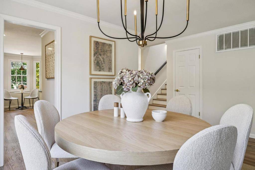 2135 Oberlin ST Palo Alto, CA 94306