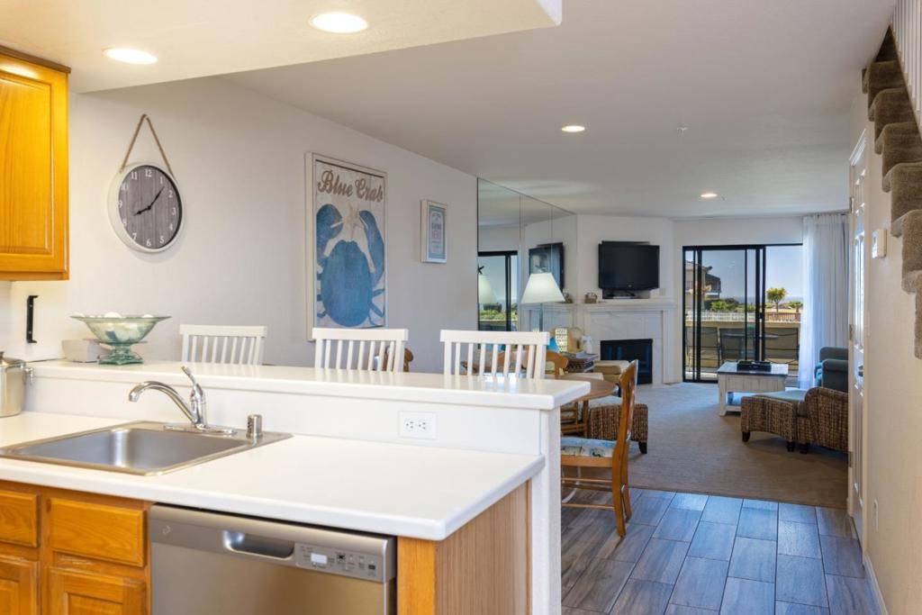 Aptos, CA 95003,509 Seascape Resort DR