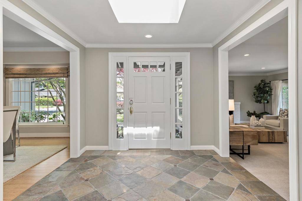 Menlo Park, CA 94025,60 Vasilakos WAY