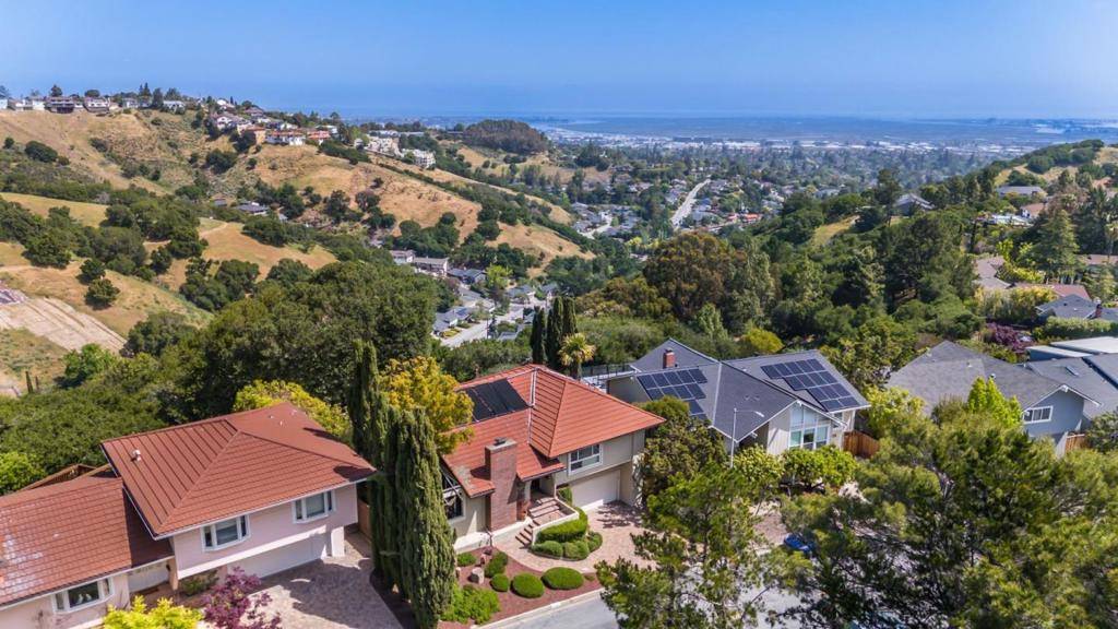San Carlos, CA 94070,1217 Greenbrier RD