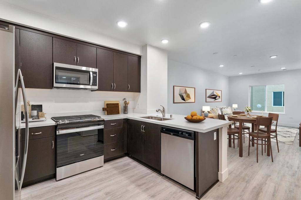 San Jose, CA 95125,1853 Almaden RD #214