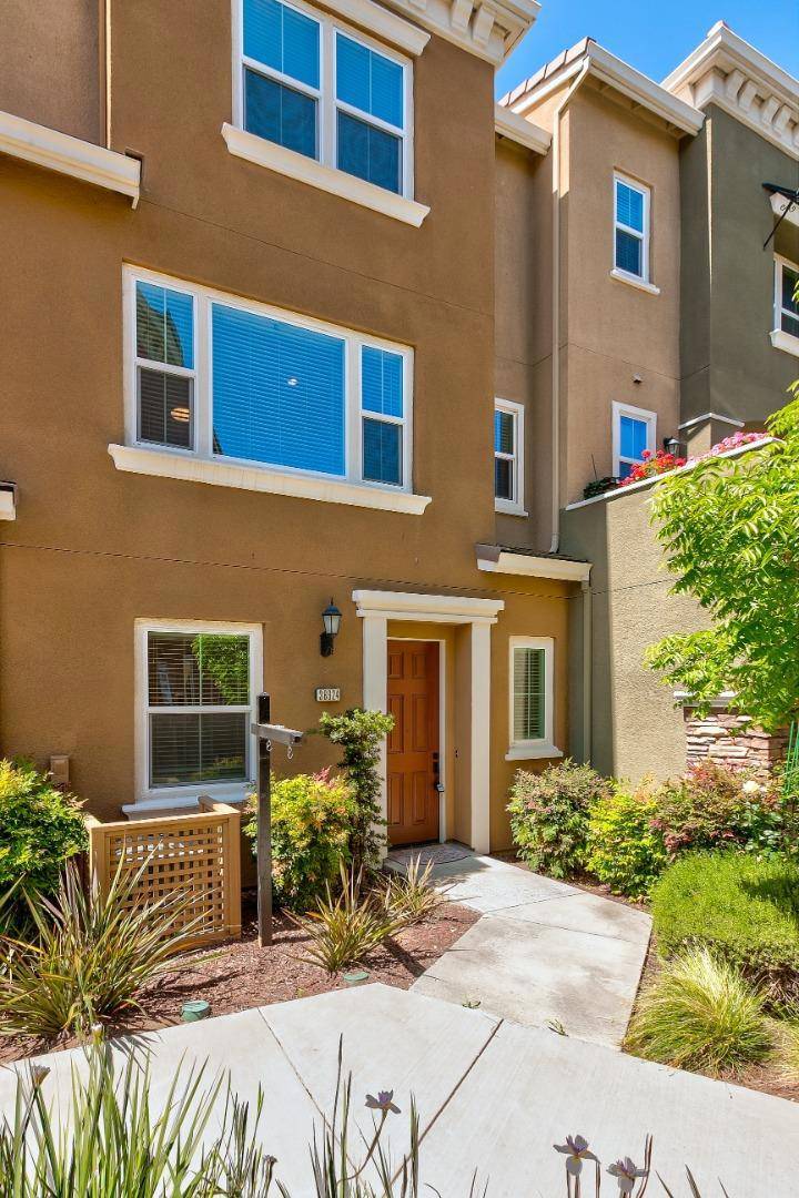 Newark, CA 94560,38924 Lemongrass WAY