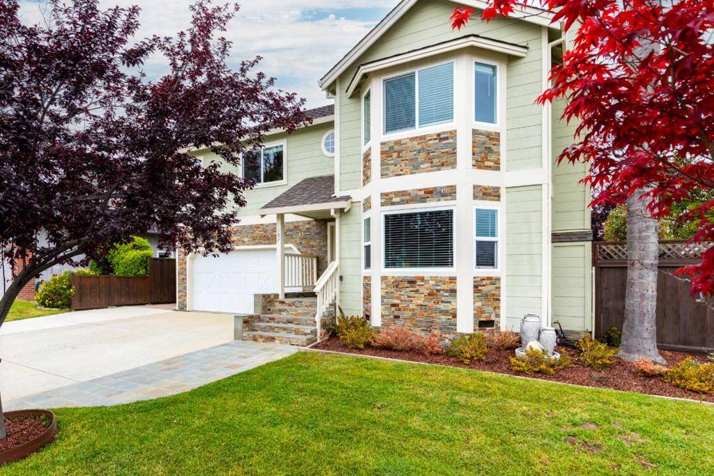 Watsonville, CA 95076,107 Pauline DR