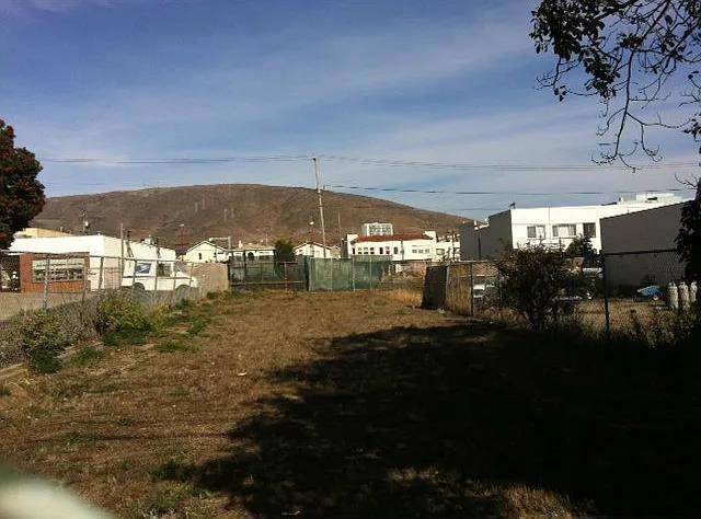 South San Francisco, CA 94080,221 Miller AVE