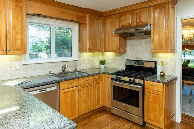Menlo Park, CA 94025,3523 Oak DR