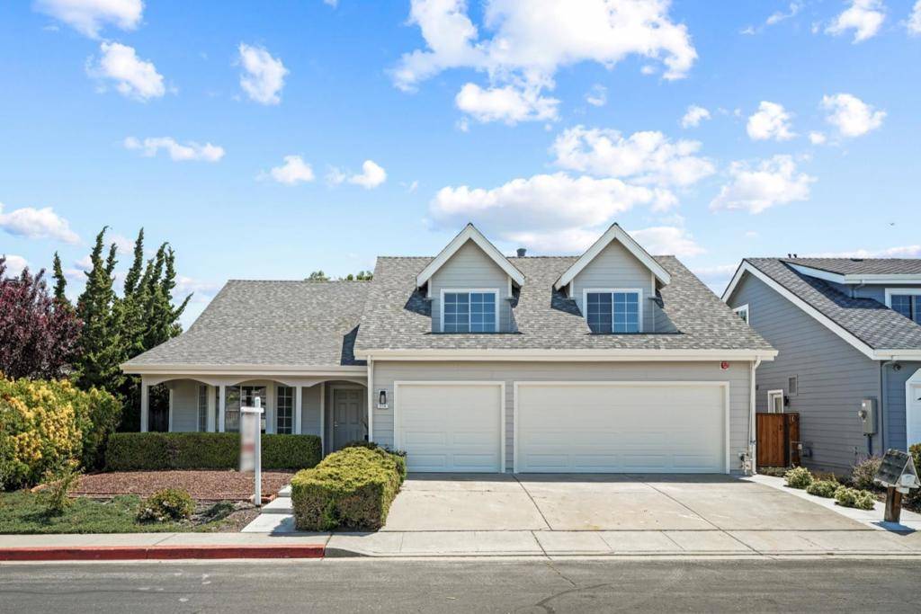 Foster City, CA 94404,274 Thatcher LN