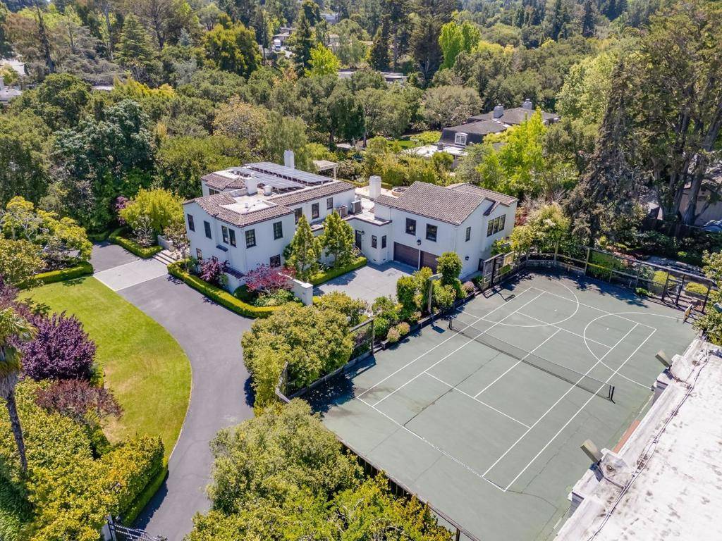 Hillsborough, CA 94010,2181 Parkside AVE