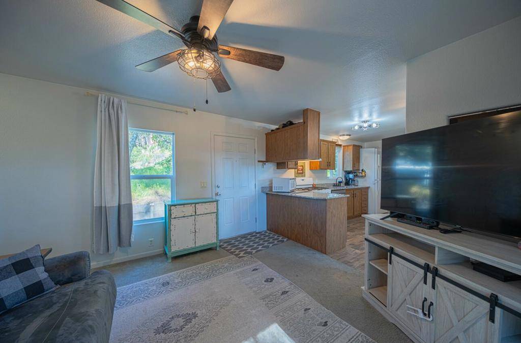 Prunedale, CA 93907,8710 Prunedale North RD