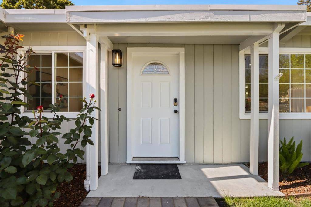 Sunnyvale, CA 94086,894 Lori AVE