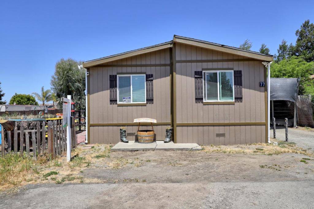 Hollister, CA 95023,2900 Fairview RD