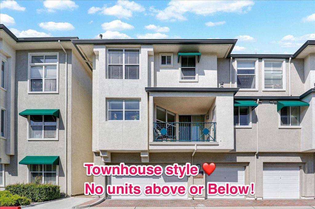 CA 94065,401 Baltic CIR #411