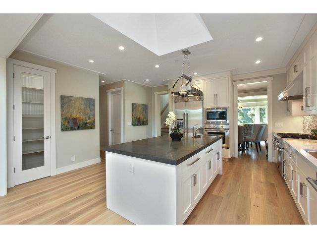 Menlo Park, CA 94025,2025 Santa Cruz AVE