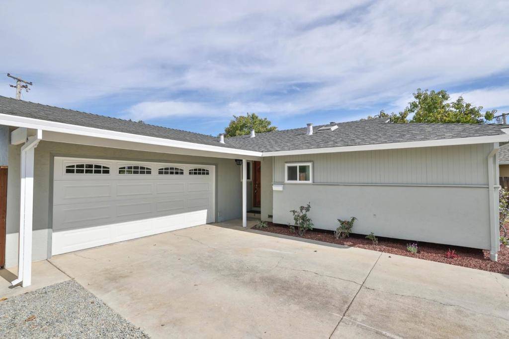Cupertino, CA 95014,7935 Fall Court