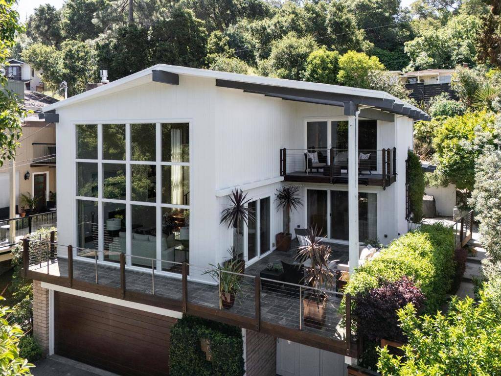 San Carlos, CA 94070,7 Phillip LN