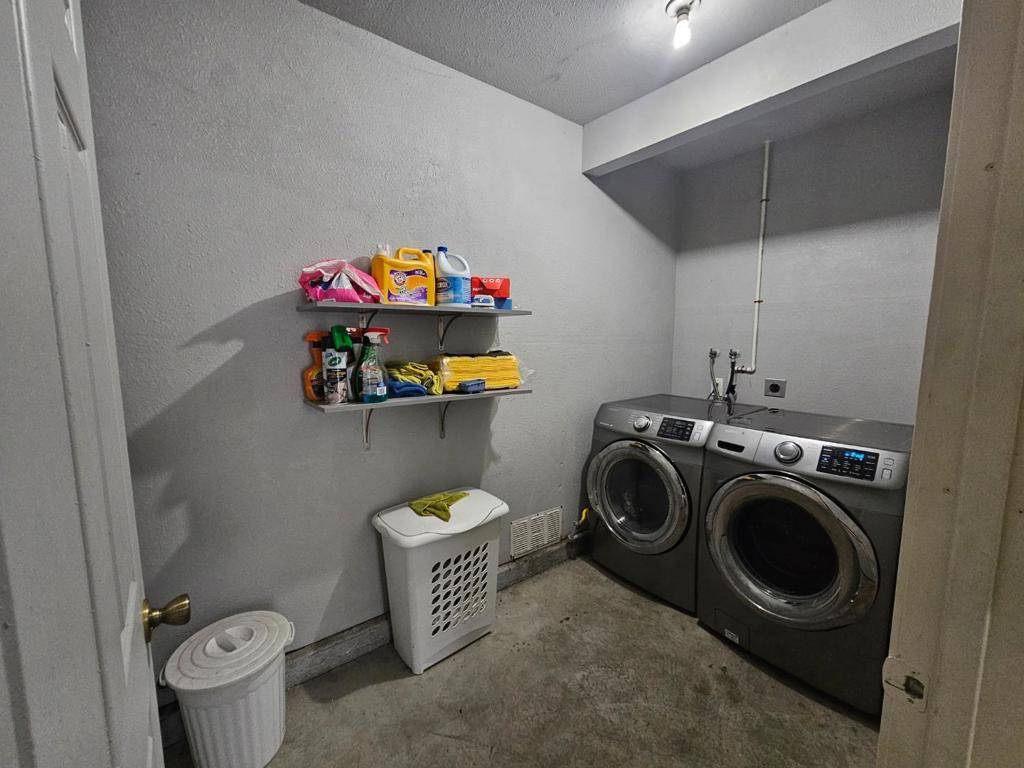 Salinas, CA 93907,424 Brighton ST