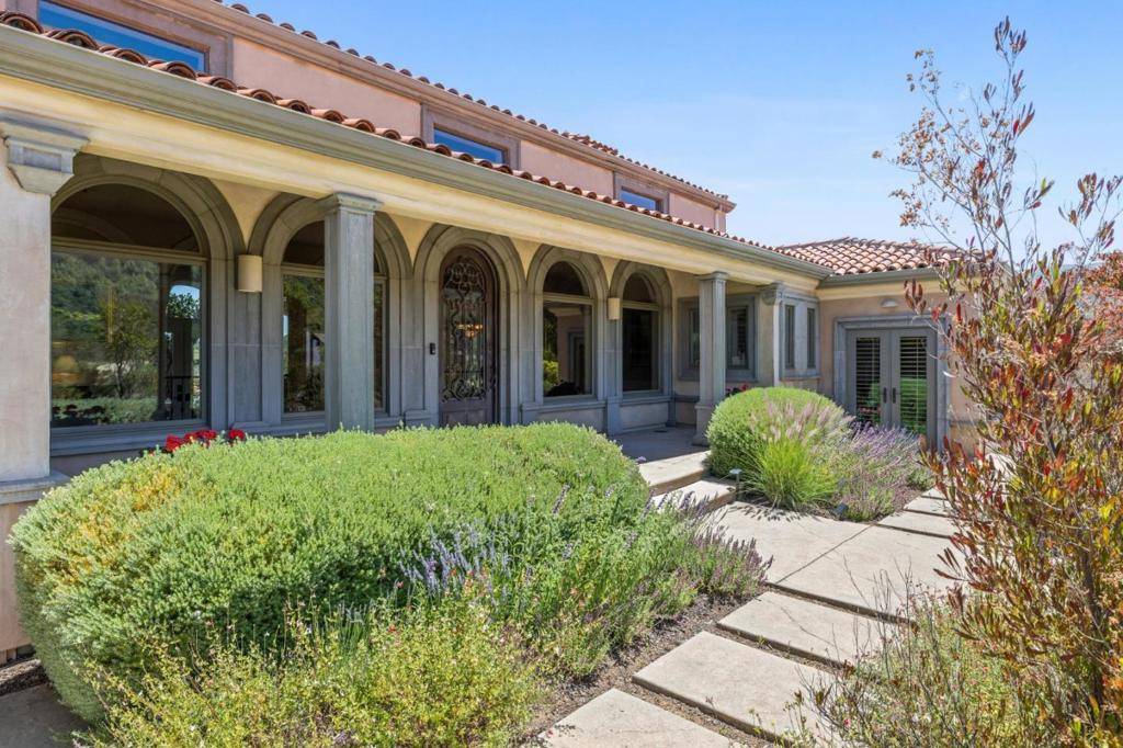 Portola Valley, CA 94028,7 Redberry