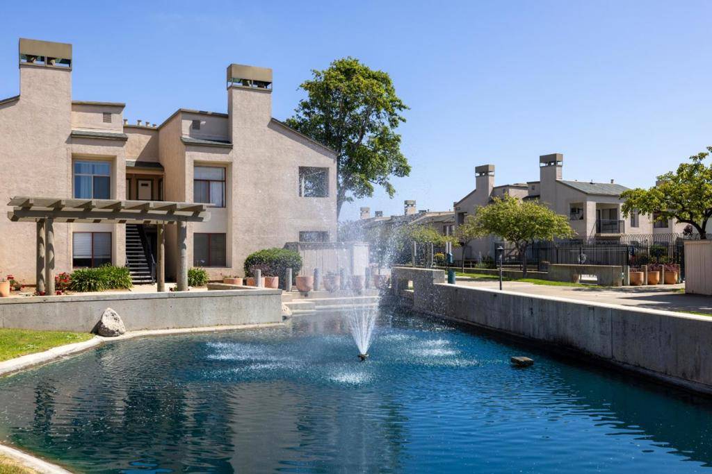 Salinas, CA 93906,2394 N Main ST #B