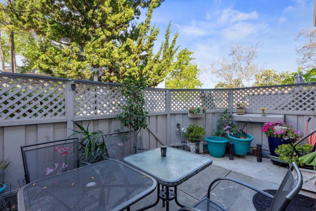 Campbell, CA 95008,126 Monte Villa CT