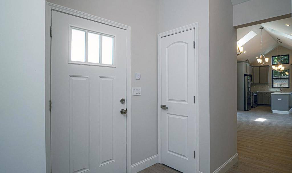 Mountain View, CA 94043,295 Murlagan AVE