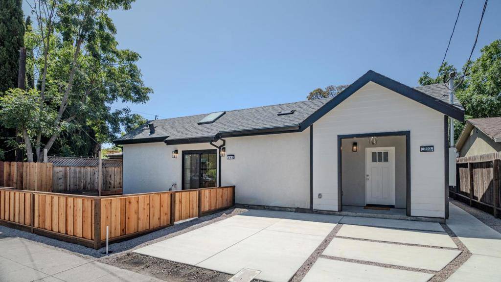 Mountain View, CA 94043,293 Murlagan AVE