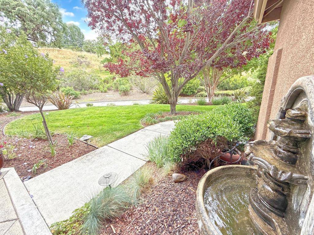 San Jose, CA 95138,5881 Capilano DR