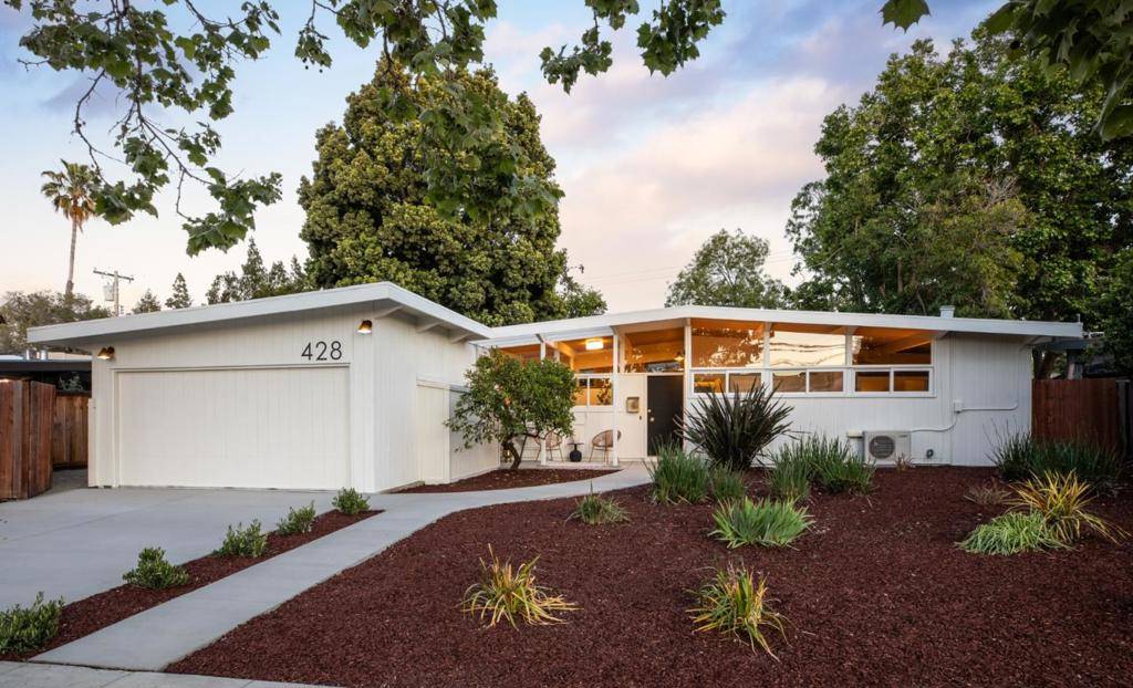 Palo Alto, CA 94306,428 E Charleston RD