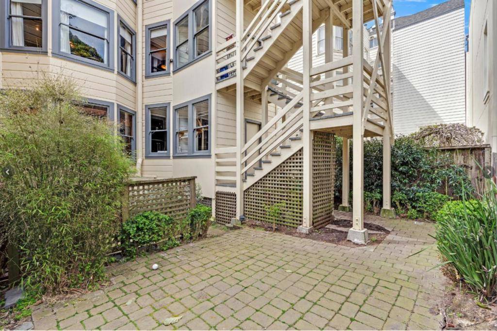 San Francisco, CA 94117,1976 Fell ST
