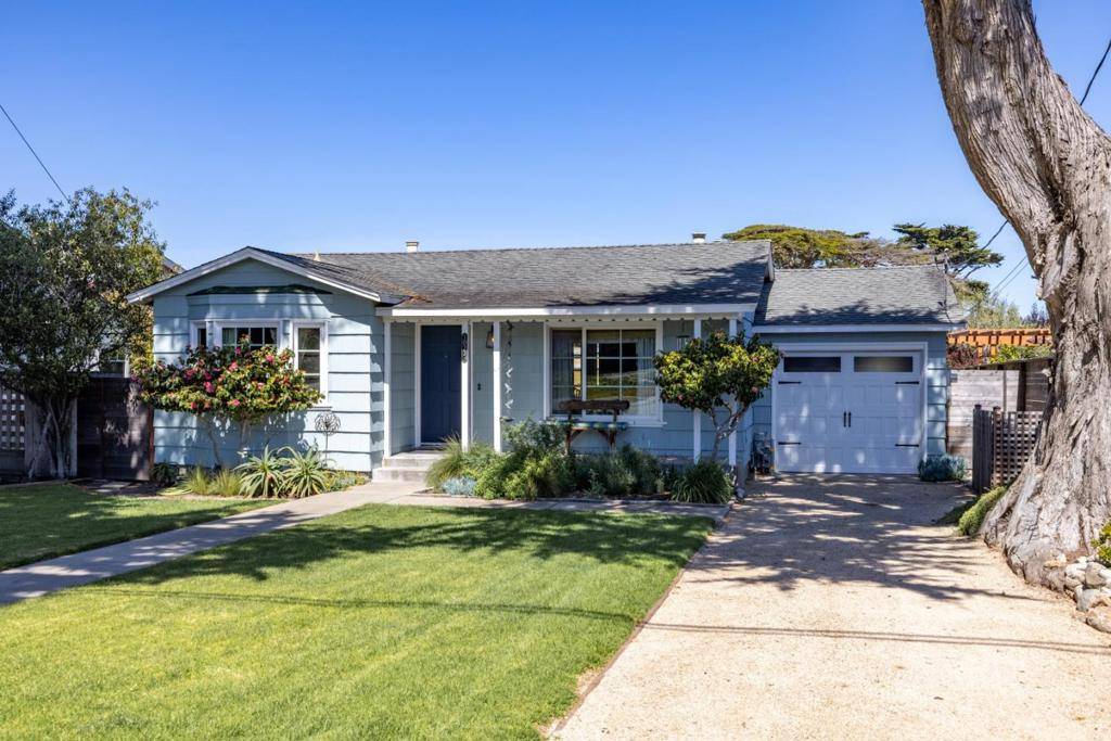 Pacific Grove, CA 93950,1022 Del Monte BLVD