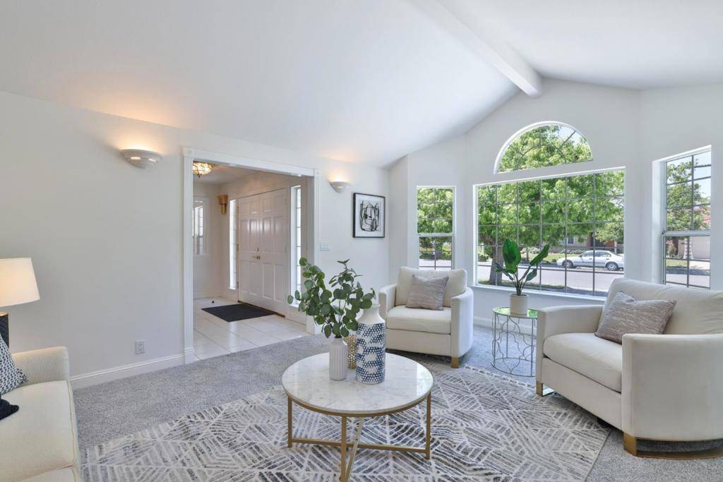 Cupertino, CA 95014,10142 N Portal AVE