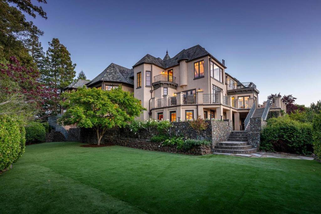 Hillsborough, CA 94010,30 Drayton RD