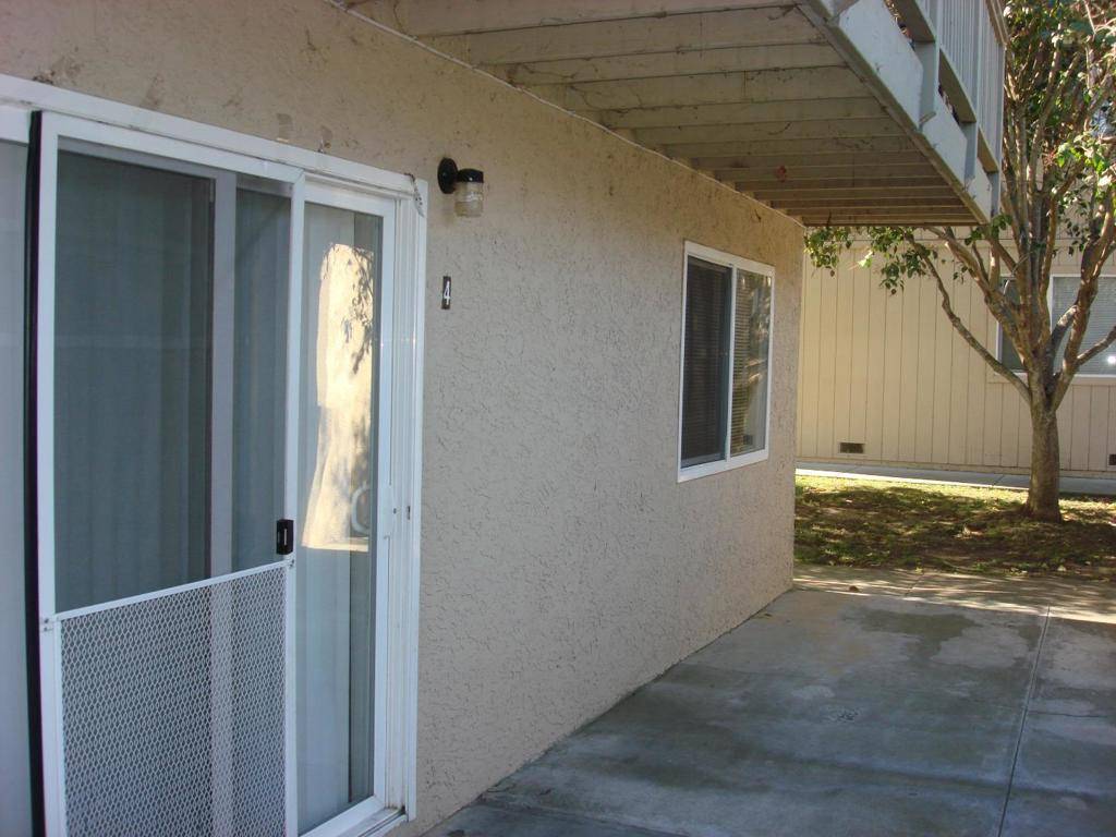 San Juan Bautista, CA 95045,1003 Third ST #2