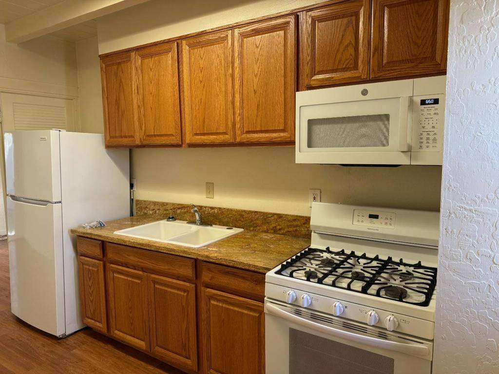 San Juan Bautista, CA 95045,1003 Third ST #2