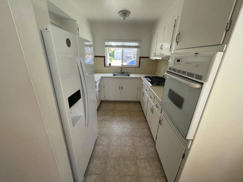 Pacifica, CA 94044,204 Lauren