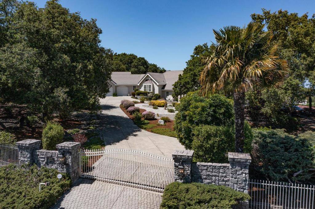 Monterey, CA 93940,26048 Paseo Del Sur