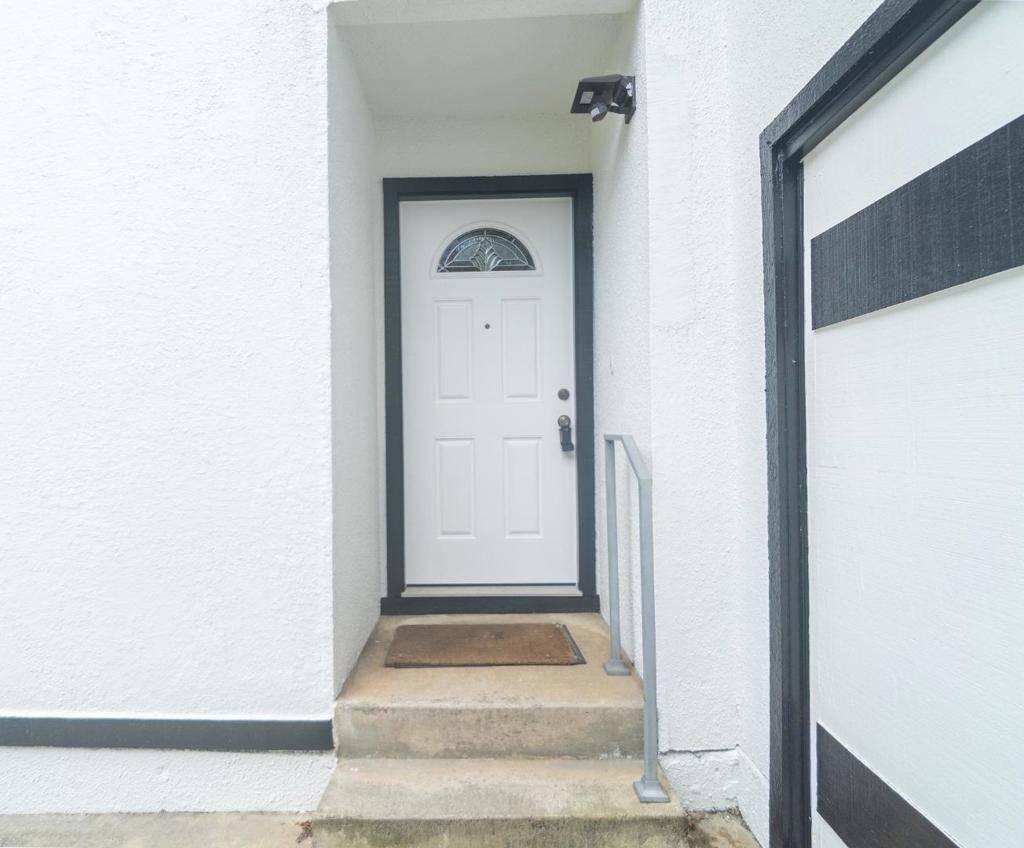 Daly City, CA 94015,55 Wembley DR