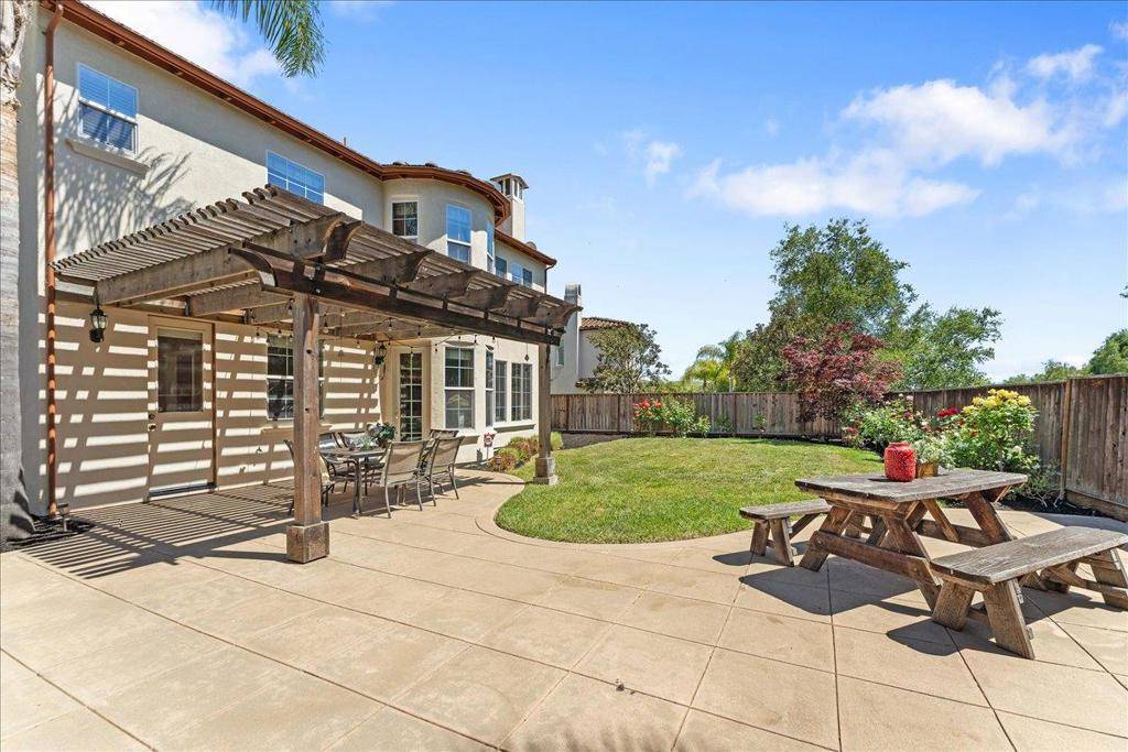San Ramon, CA 94582,1173 S Chanterella DR
