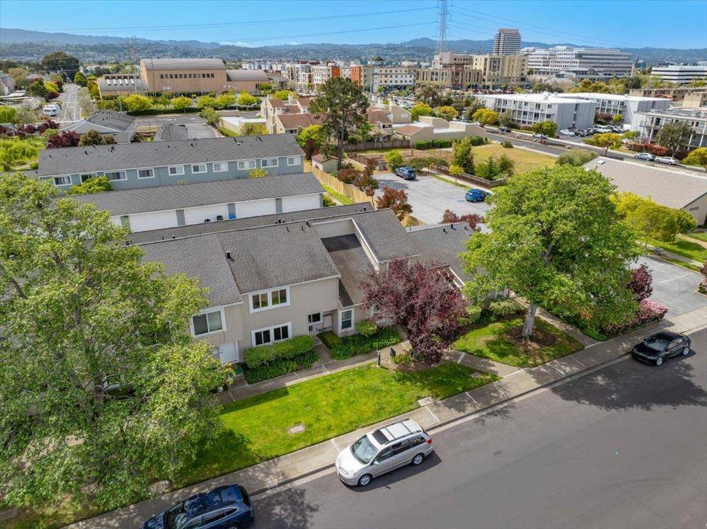 Foster City, CA 94404,714 Comet DR