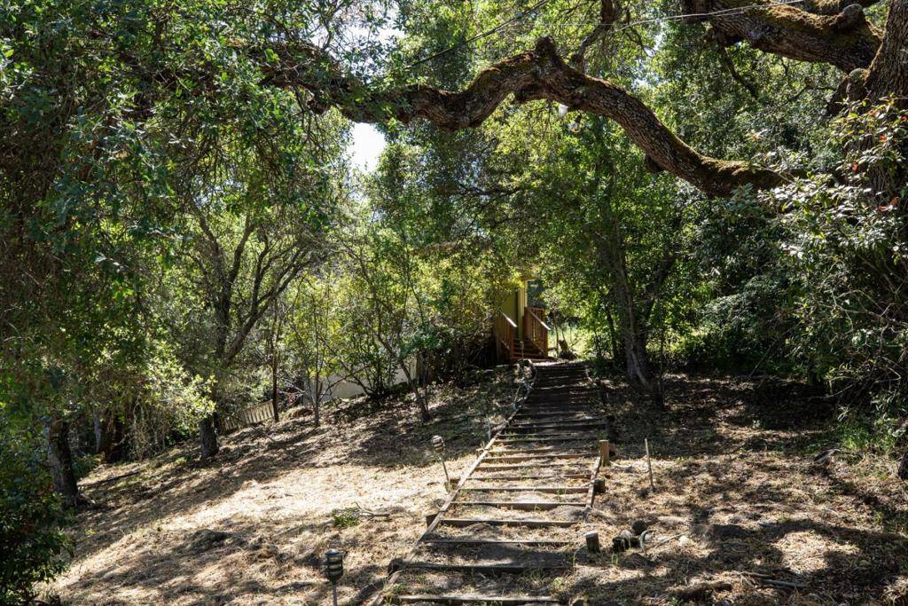 Los Altos Hills, CA 94022,27440 Elena RD