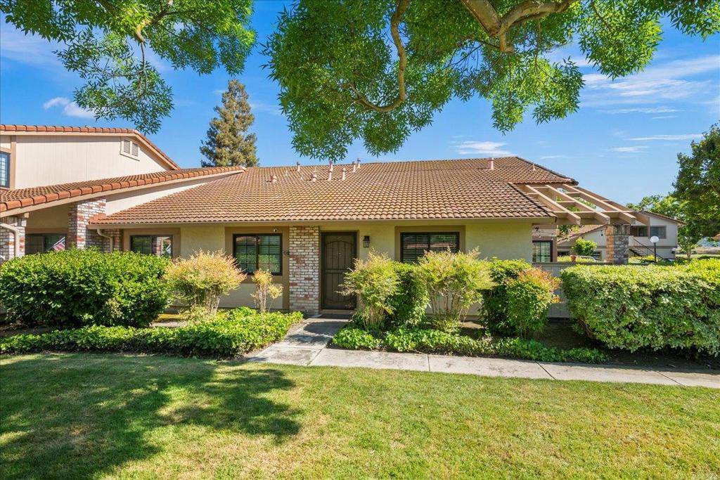 San Jose, CA 95123,447 Colony Knoll DR