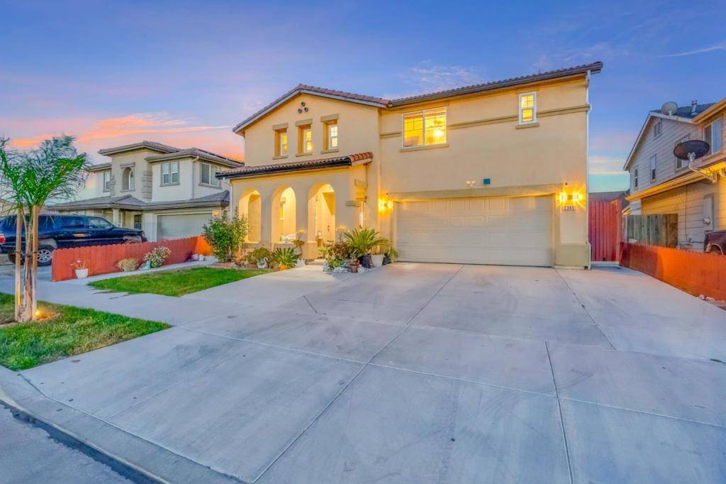 2385 N Mountainside DR Los Banos, CA 93635