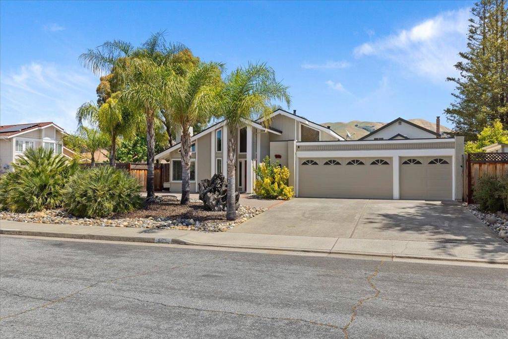 San Jose, CA 95127,848 Pretoria CT
