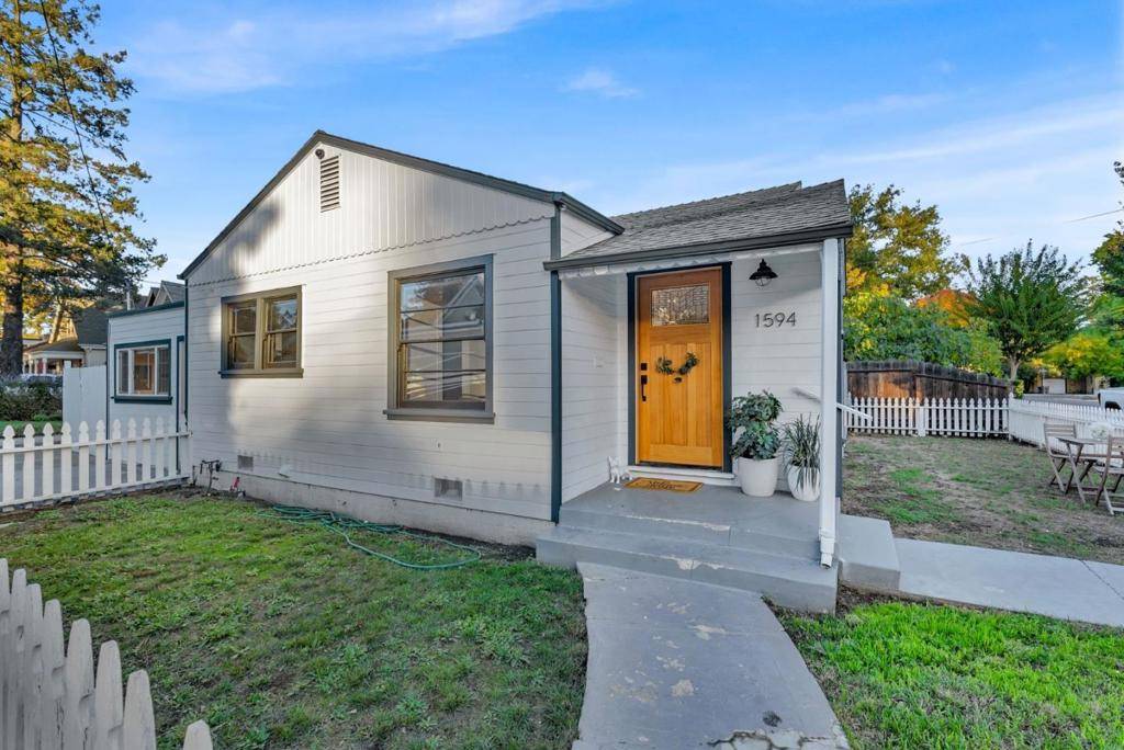 Napa, CA 94559,1594 Laurel