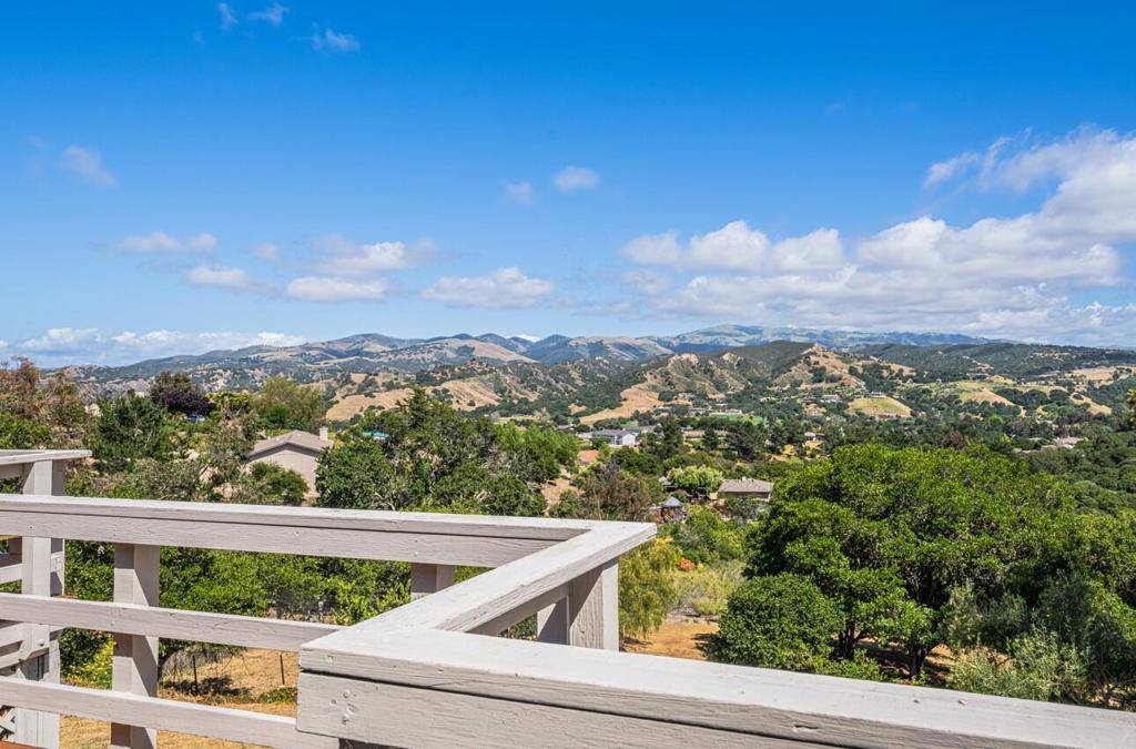 Salinas, CA 93908,24935 Corte Poco
