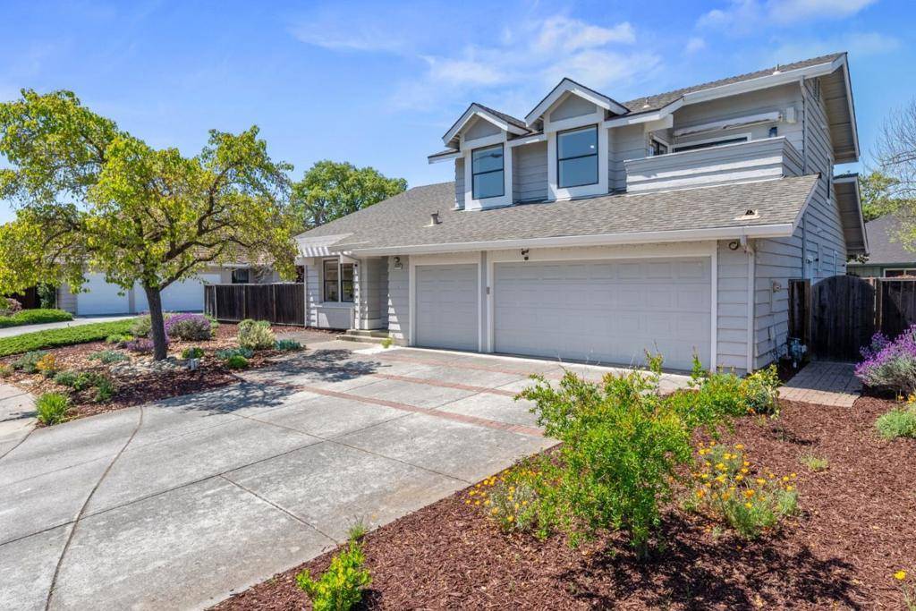 Cupertino, CA 95014,10189 Byerly CT