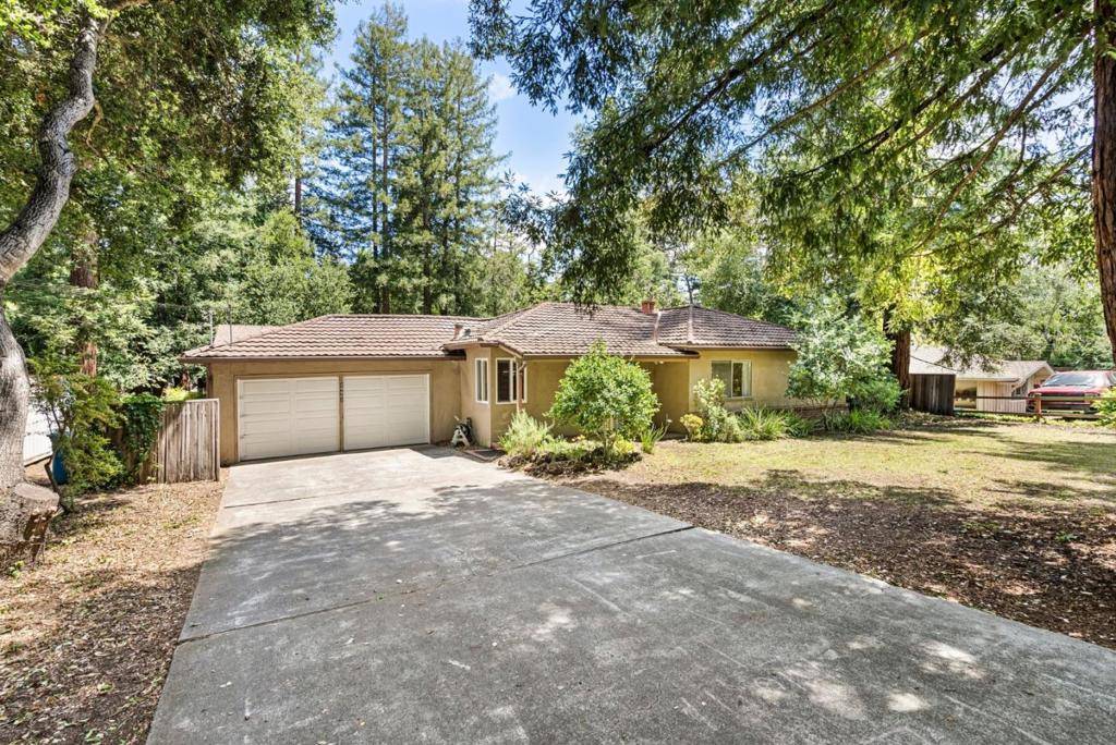 Los Altos, CA 94024,24401 Summerhill AVE