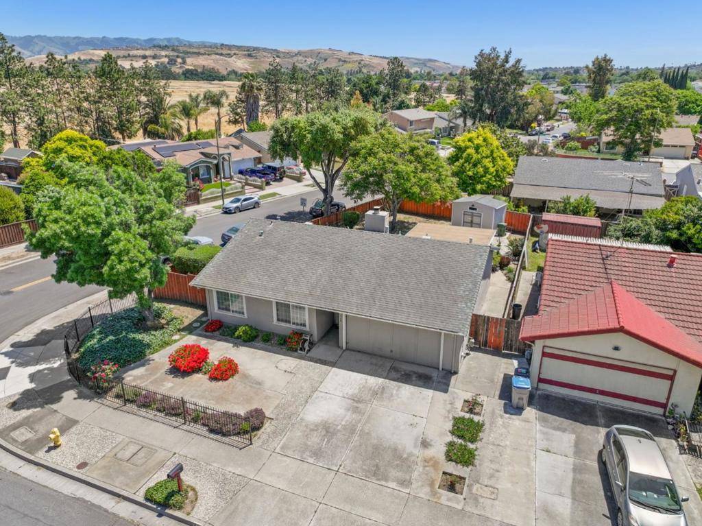 San Jose, CA 95111,720 Singleton RD